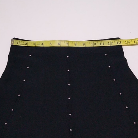 Gorgeous Zara skirt with studs, new without tags - Picture 3 of 7